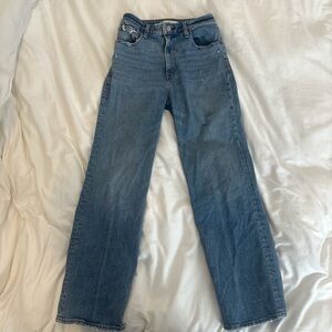 Abercrombie High Rise 90s Relaxed Jean